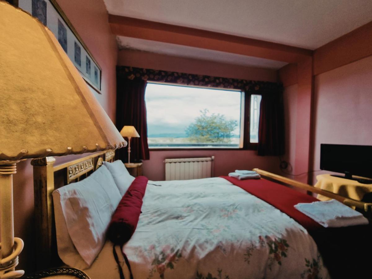 Flor Austral Hotel Ushuaia Exterior photo